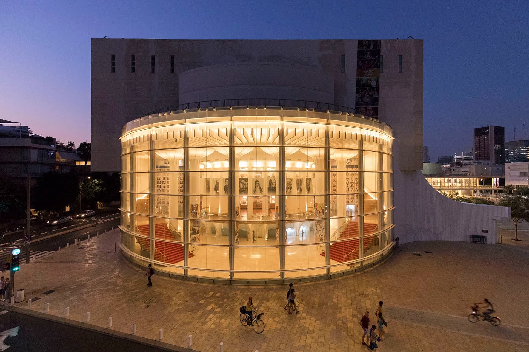 HaBima Theatre, Tel Aviv